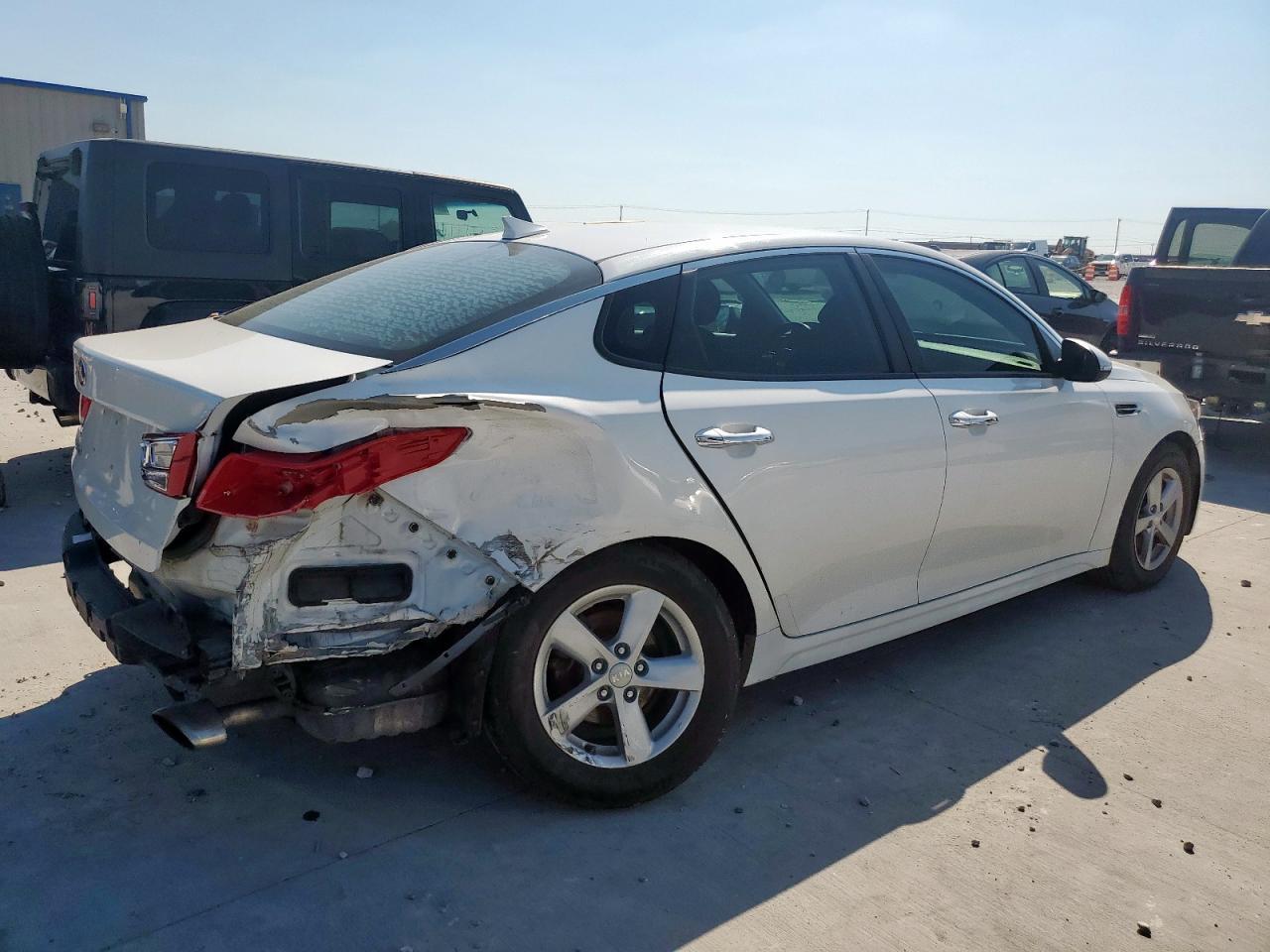 2017 Kia Optima Lx - Image 3