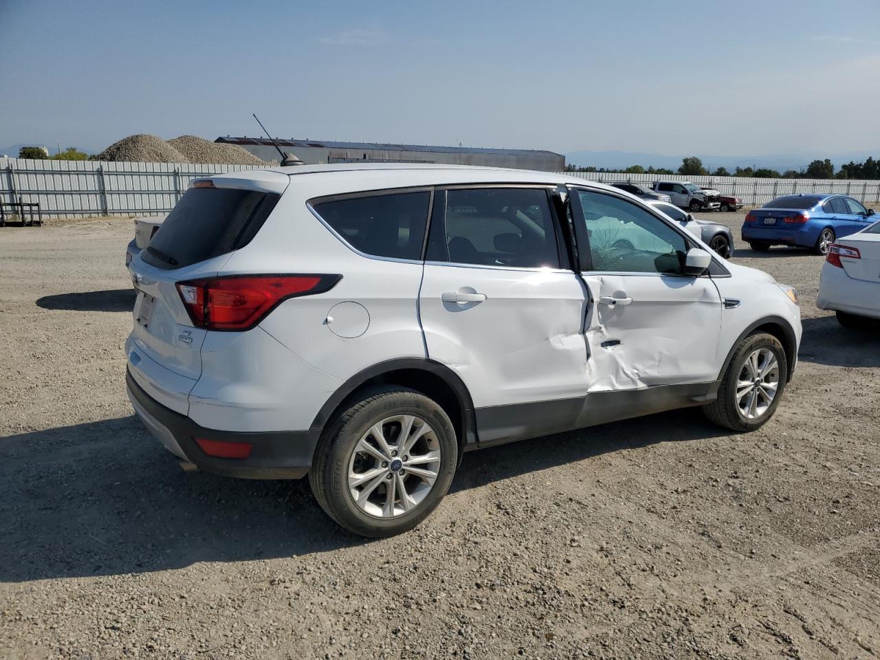 2019 Ford Escape Se - Фото 3