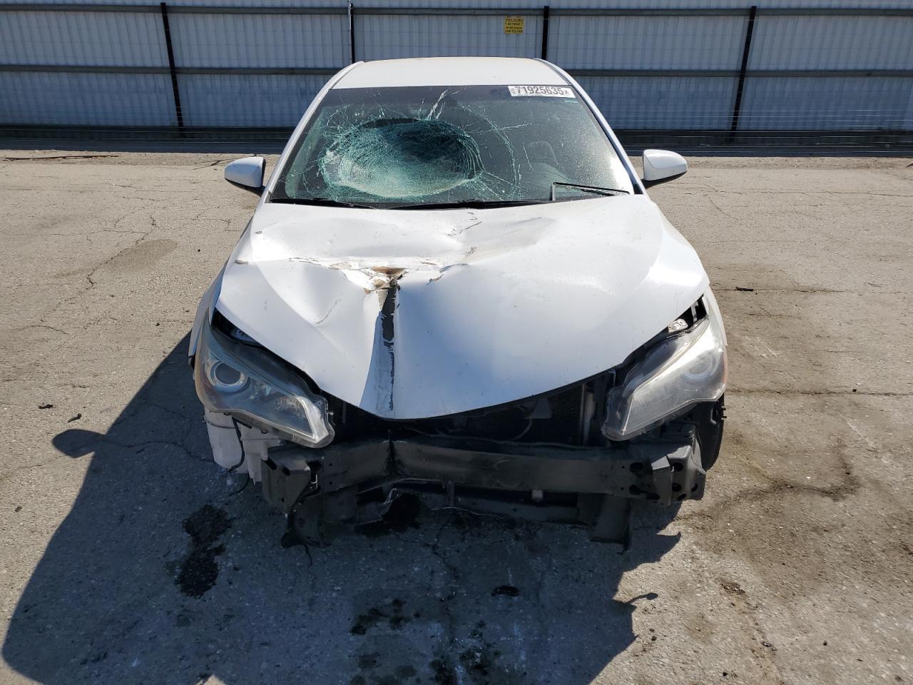 2017 Toyota Camry Le - Фото 5