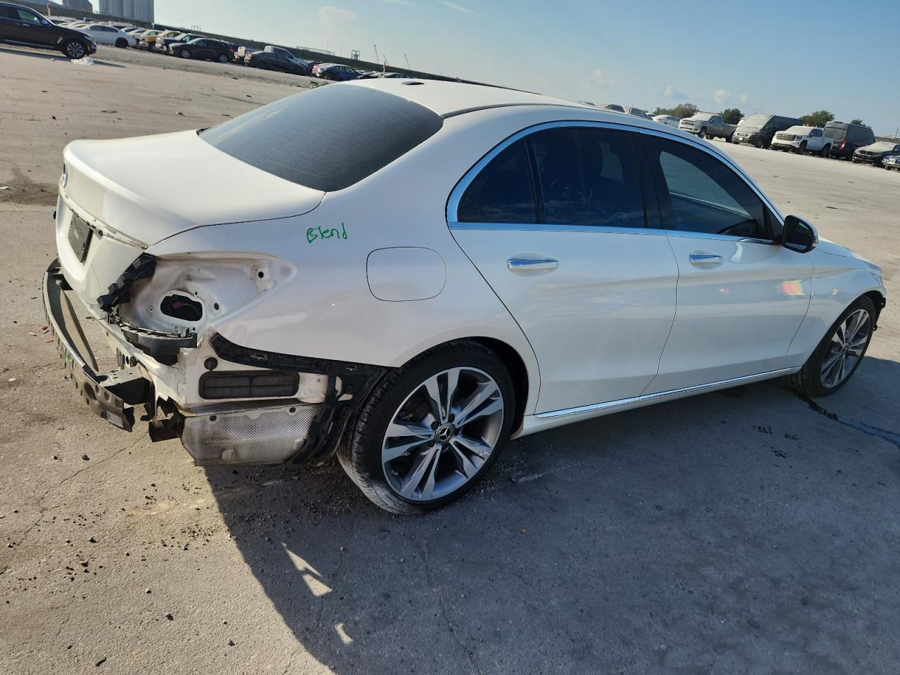 2019 Mercedes-Benz C 300 - Фото 3