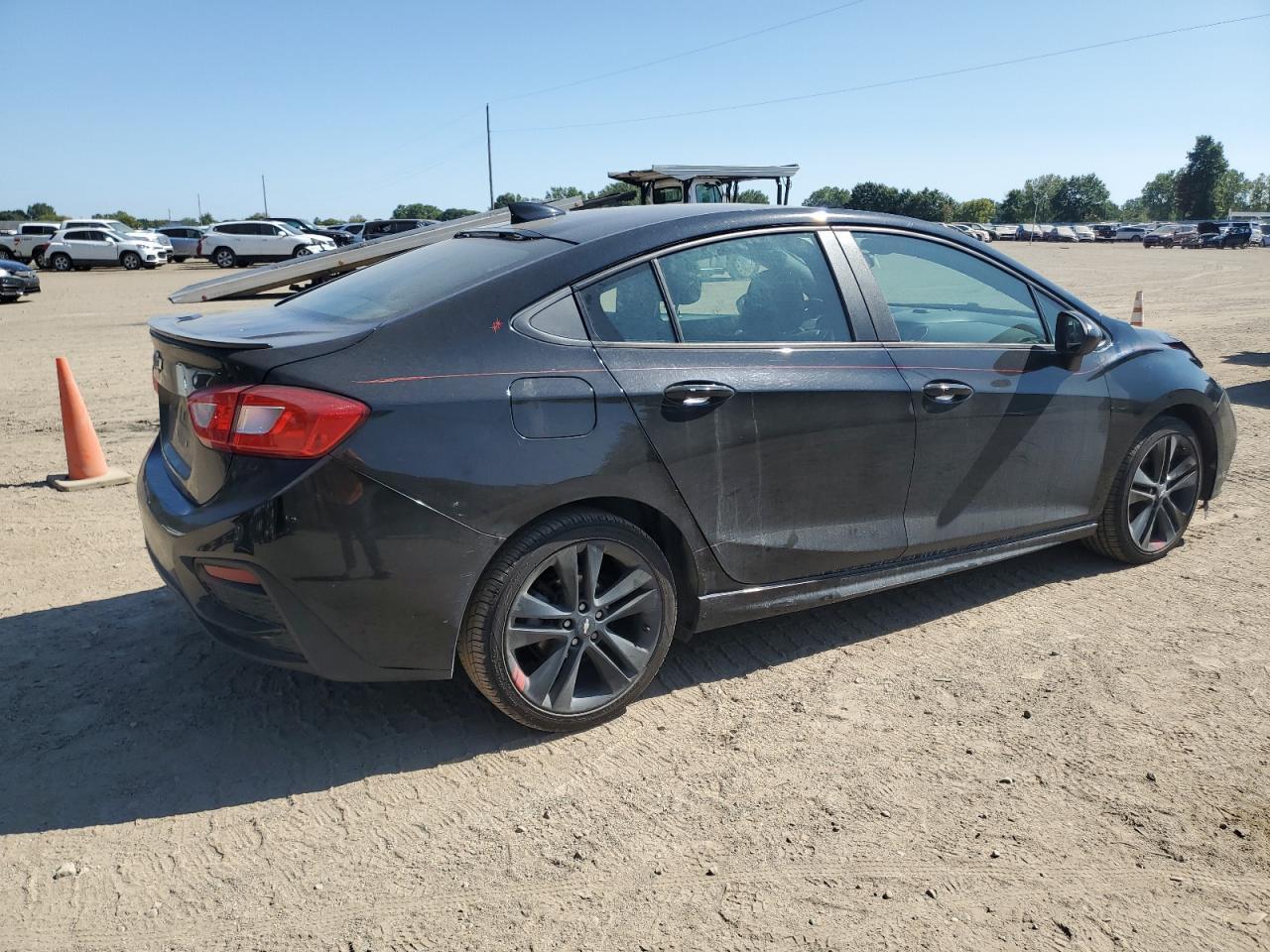 2018 Chevrolet Cruze Lt - Image 3