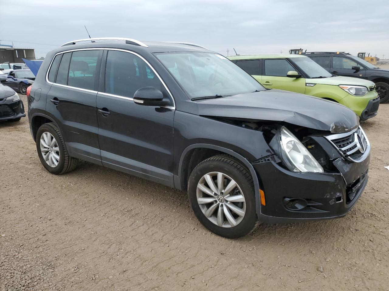 2011 Volkswagen Tiguan S - Фото 4