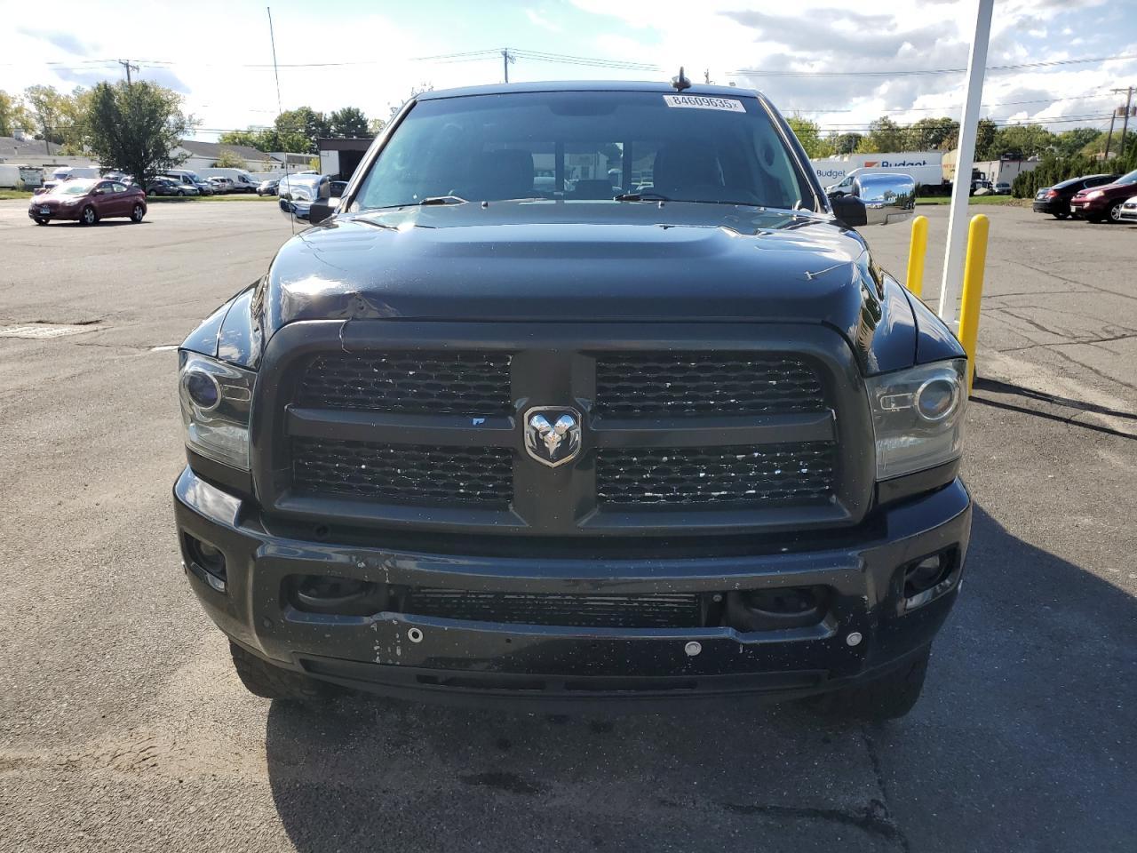 2016 Ram 2500 Laramie - Image 5