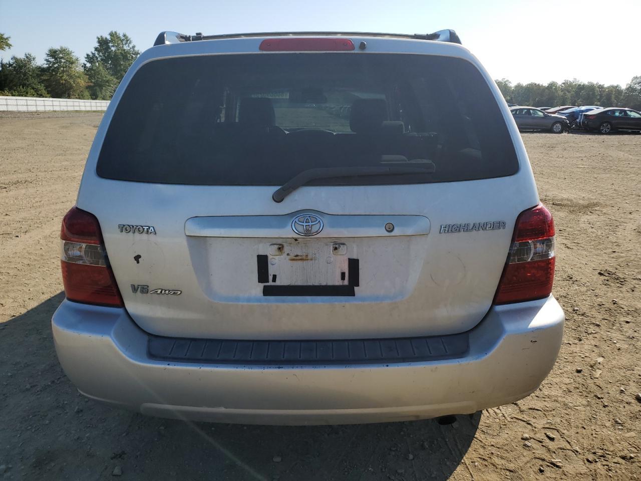 2004 Toyota Highlander - Фото 6