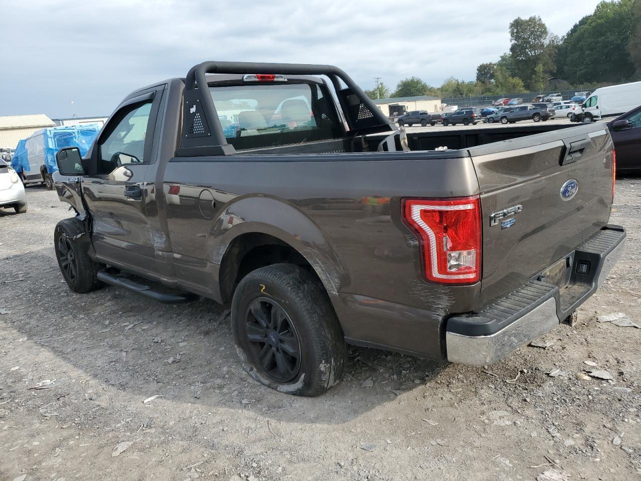 2017 Ford F150 - Фото 2