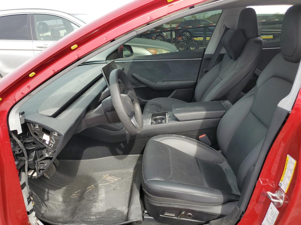 2024 Tesla Model 3 - Фото 7