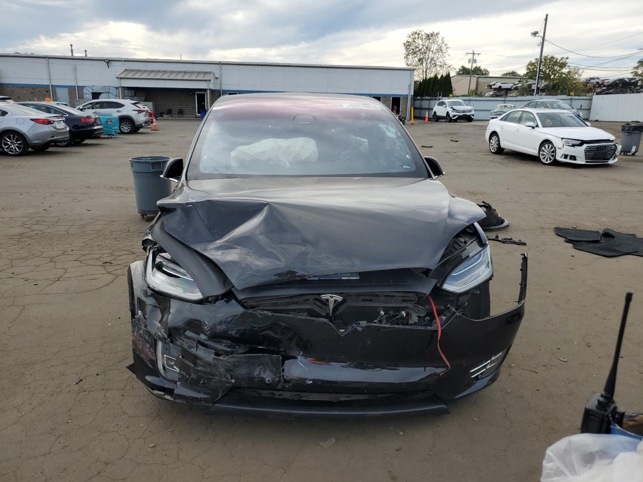 2016 Tesla Model X - Фото 5