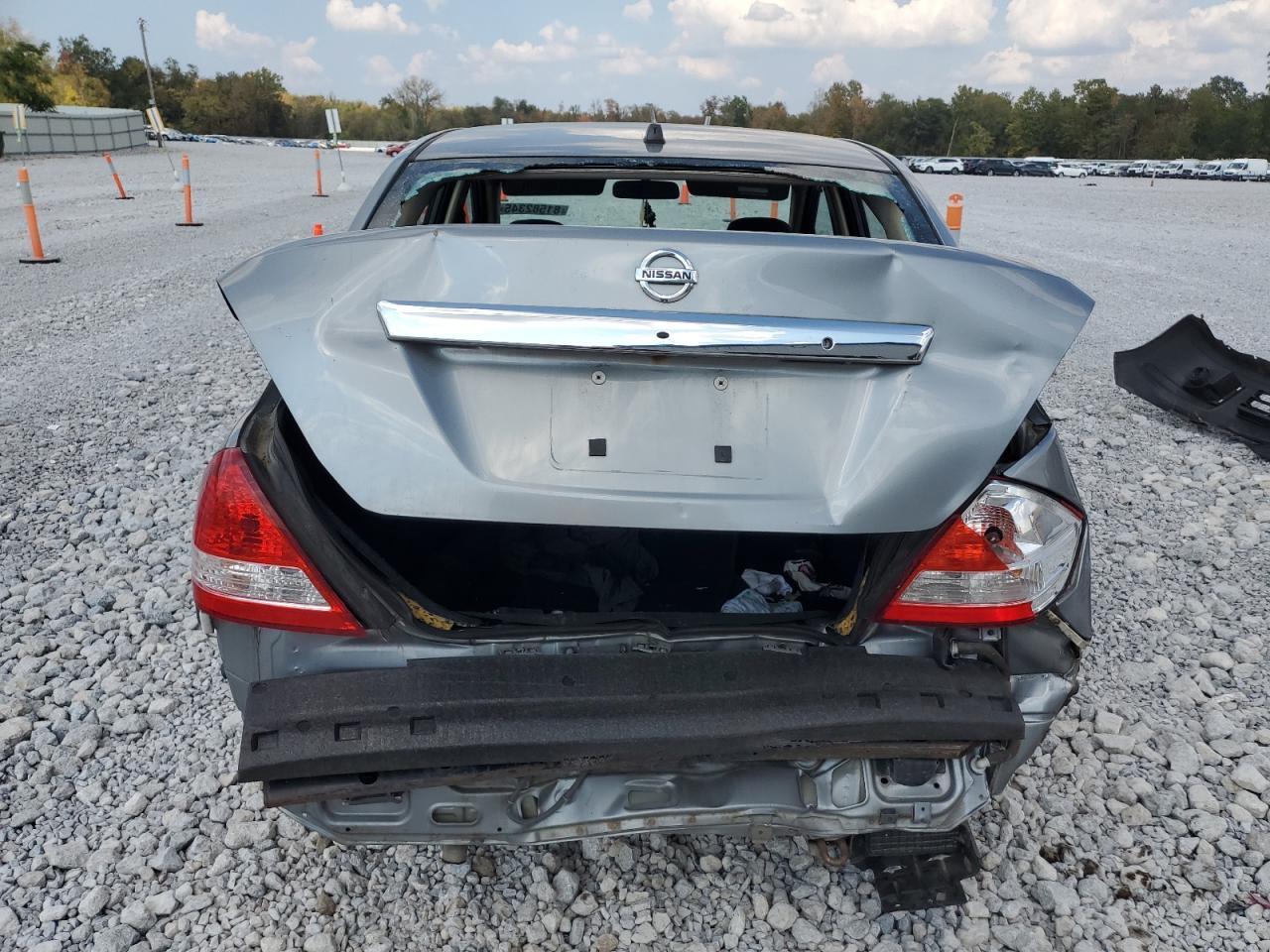 2009 Nissan Versa S - Image 6