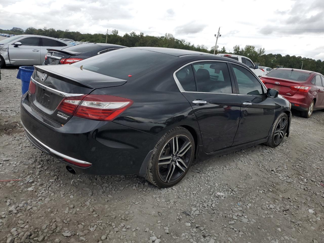 2017 Honda Accord Sport Special Edition - Image 3