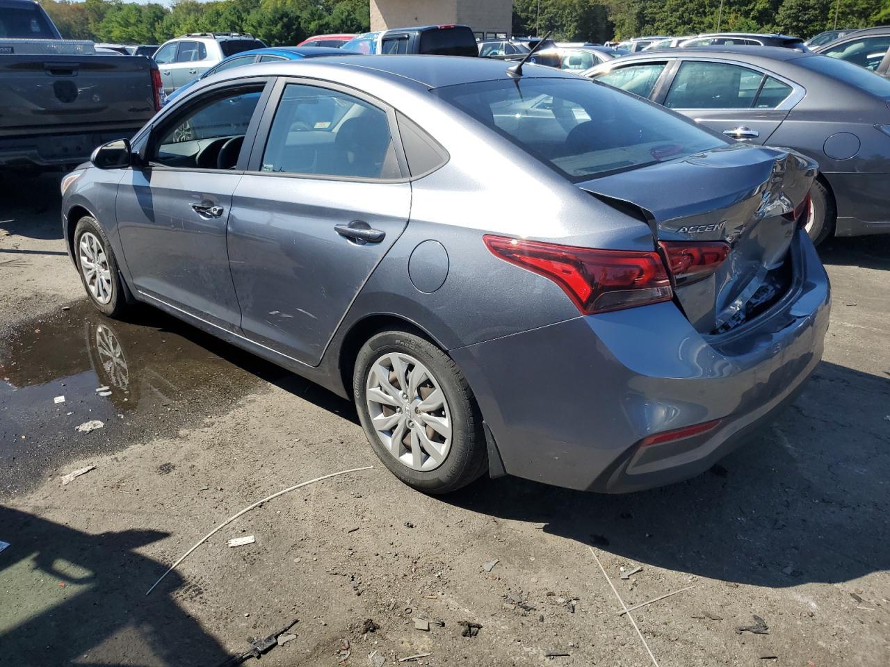 2020 Hyundai Accent Se - Фото 2