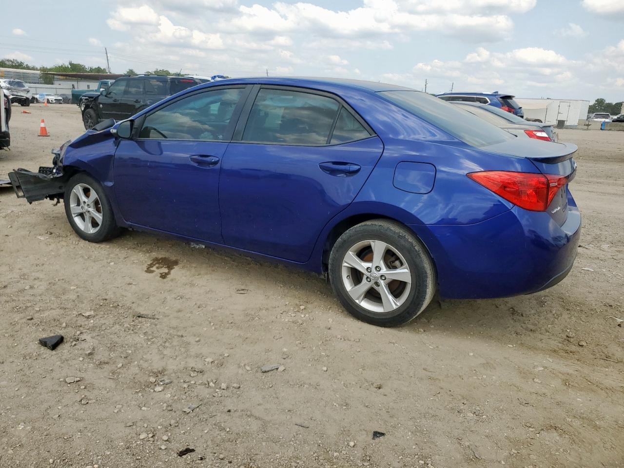 2017 Toyota Corolla L - Фото 2