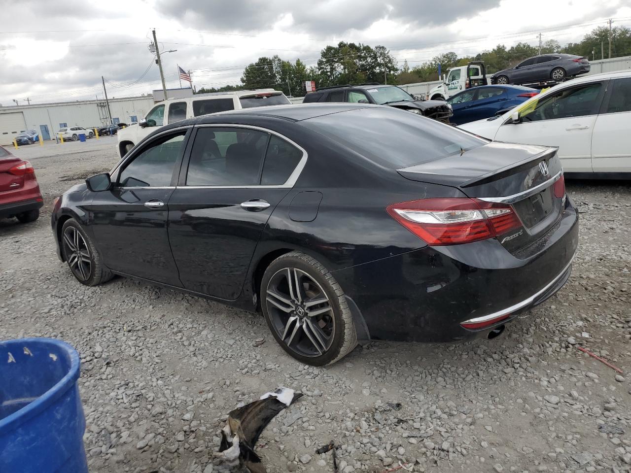 2017 Honda Accord Sport Special Edition - Image 2