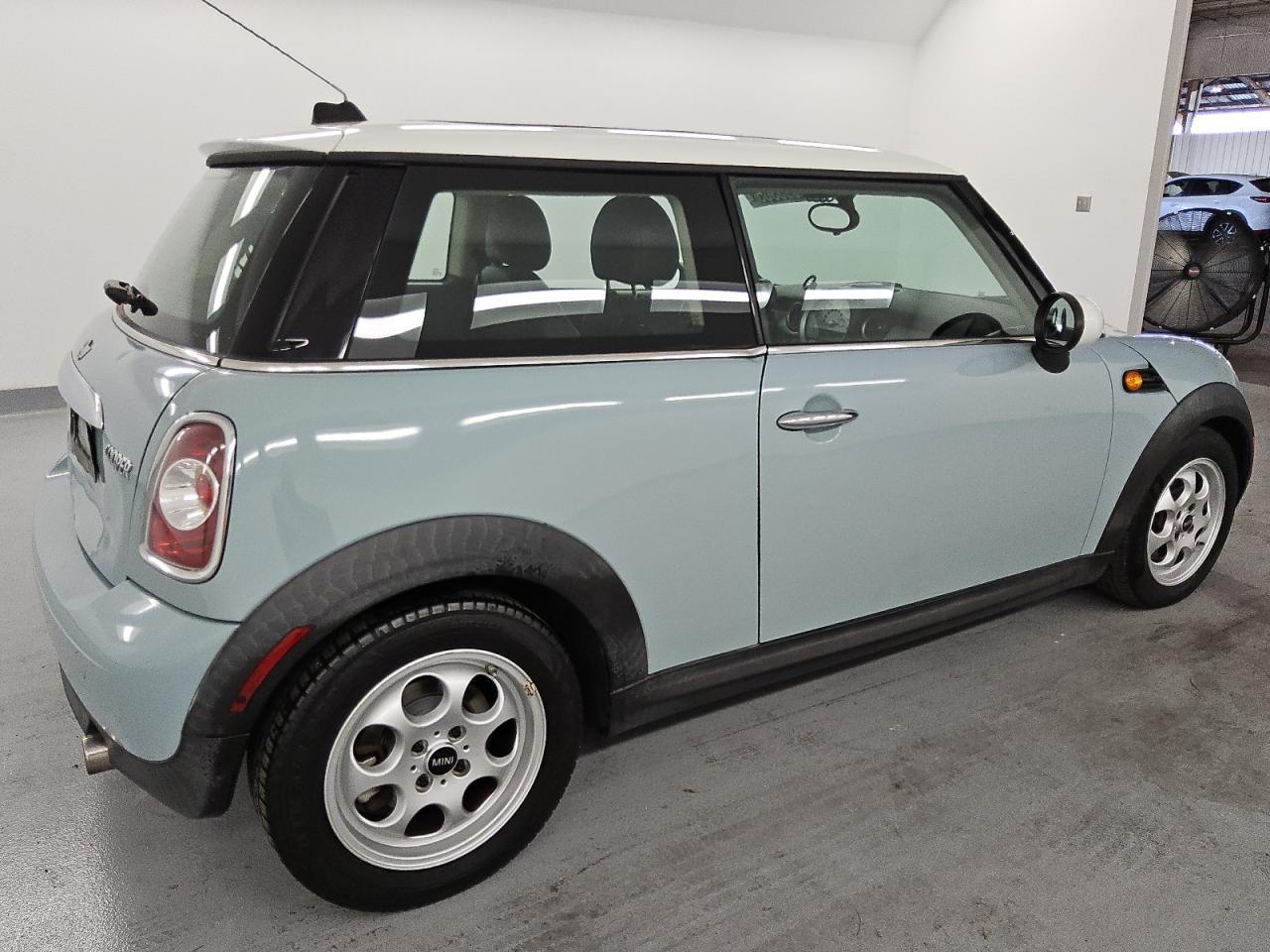 2013 Mini Cooper - Фото 3