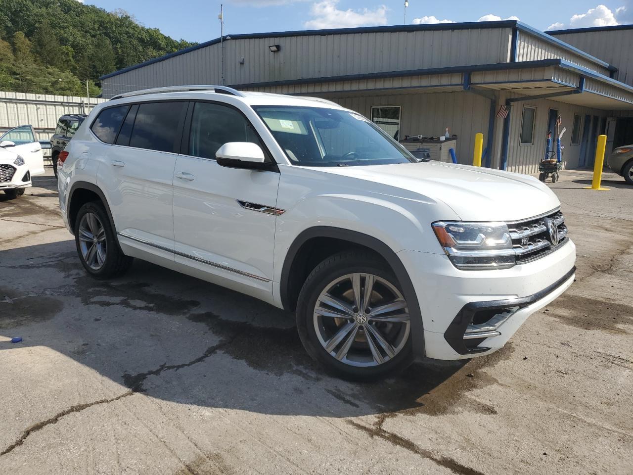 2018 Volkswagen Atlas Se - Фото 4