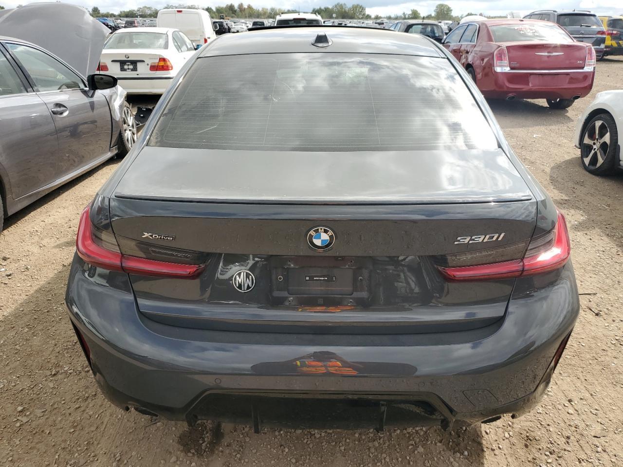 2024 BMW 330Xi - Фото 6