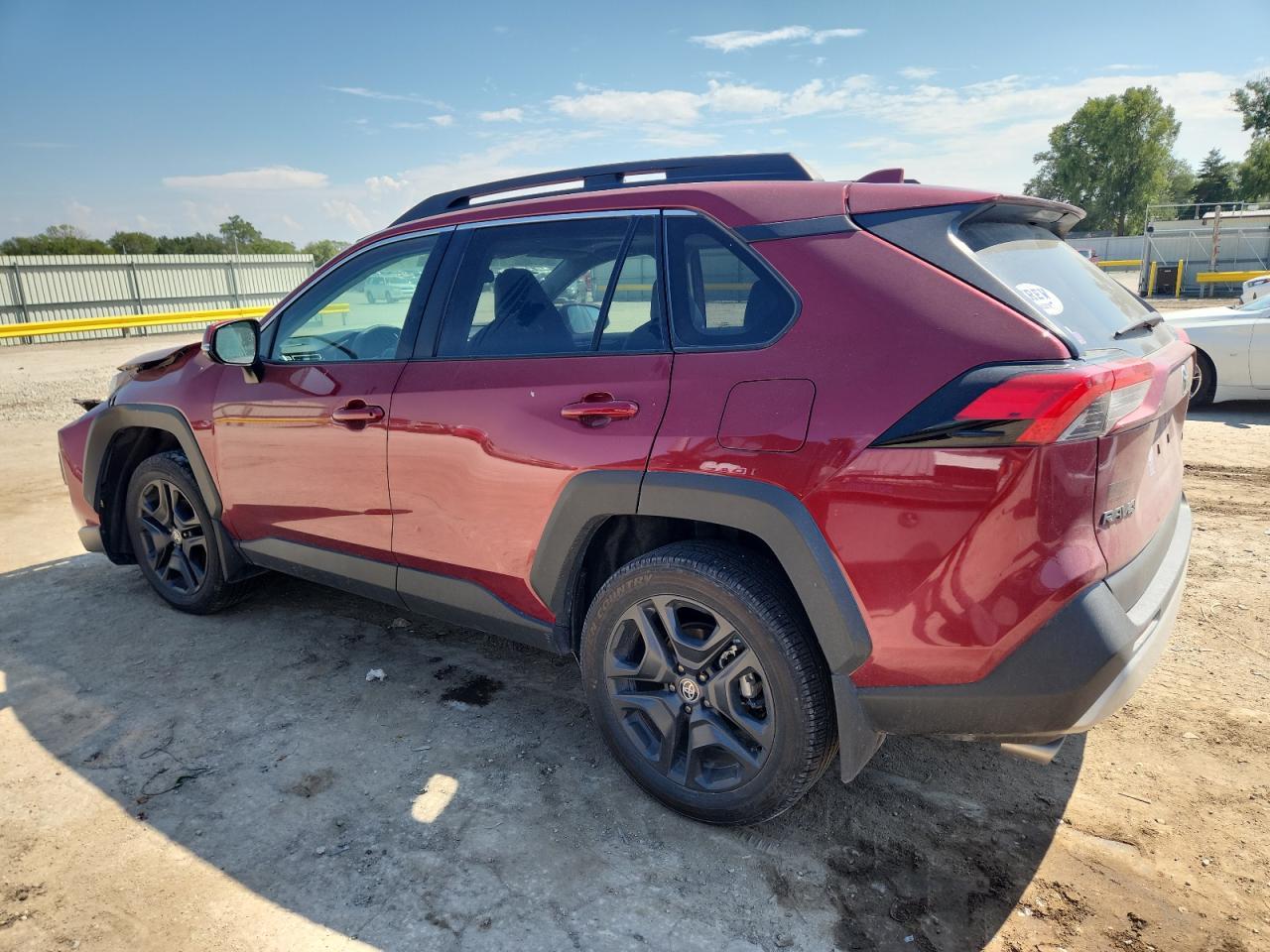 2024 Toyota Rav4 Adventure - Фото 2