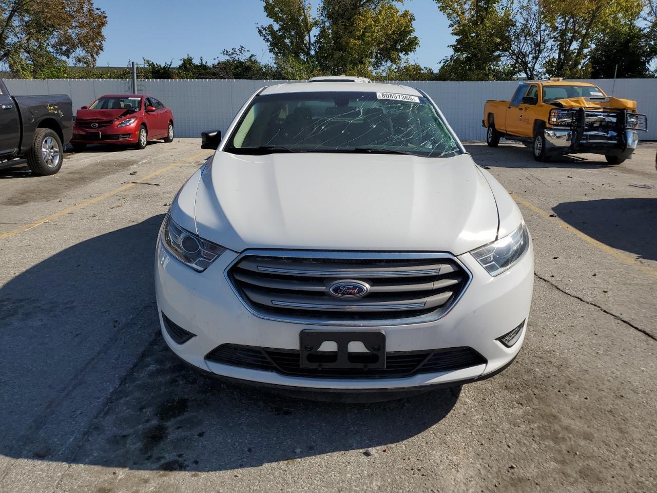 2018 Ford Taurus Se - Фото 5