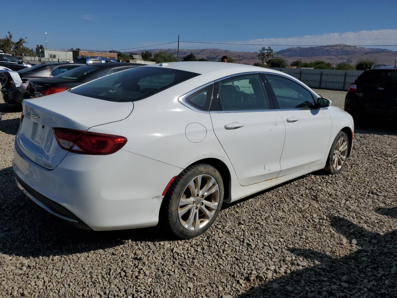 2016 Chrysler 200 Limited - Image 3
