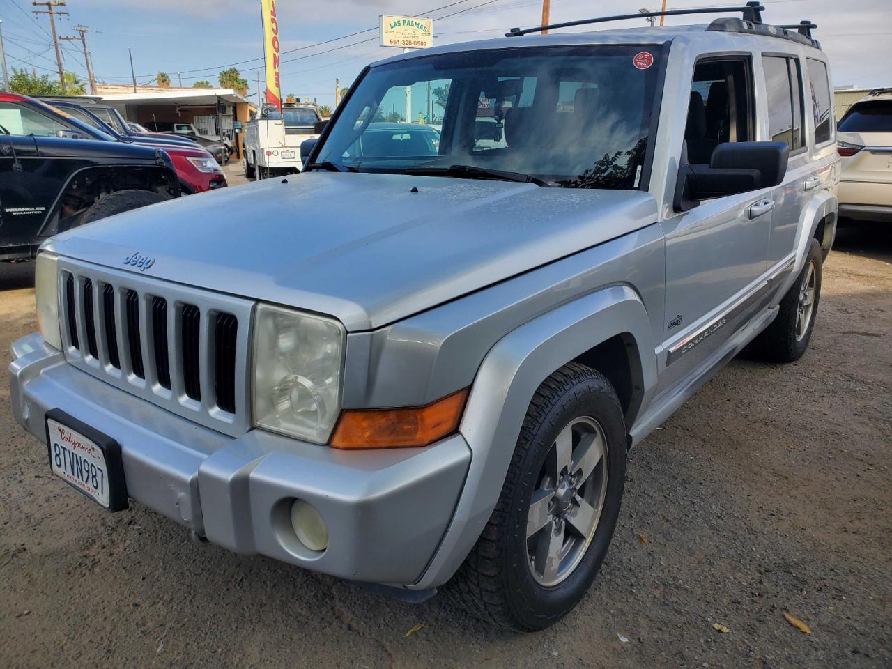 2006 Jeep Commander - Фото 2