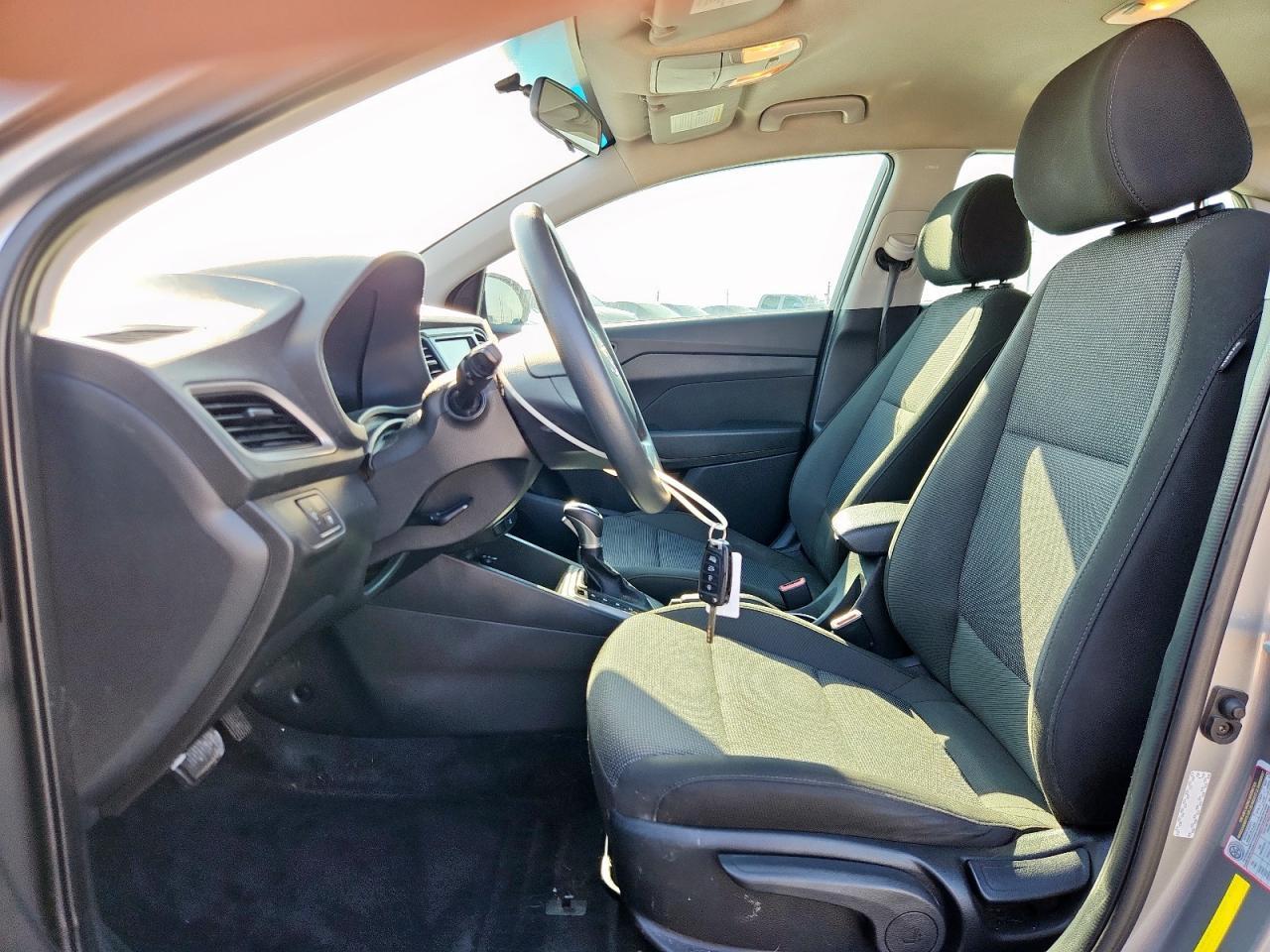 2021 Hyundai Accent Se - Фото 7