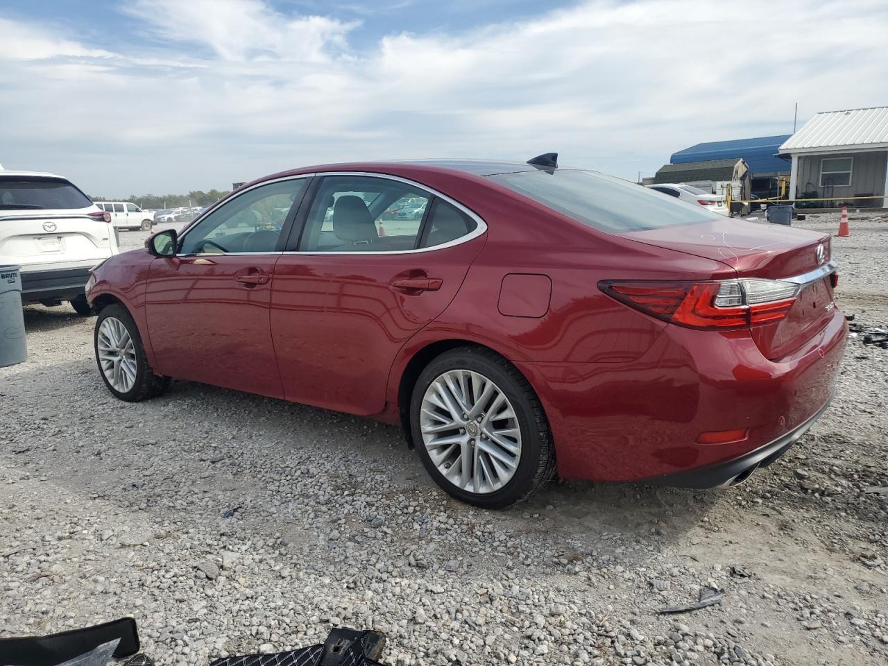 2017 Lexus Es 350 - Image 2