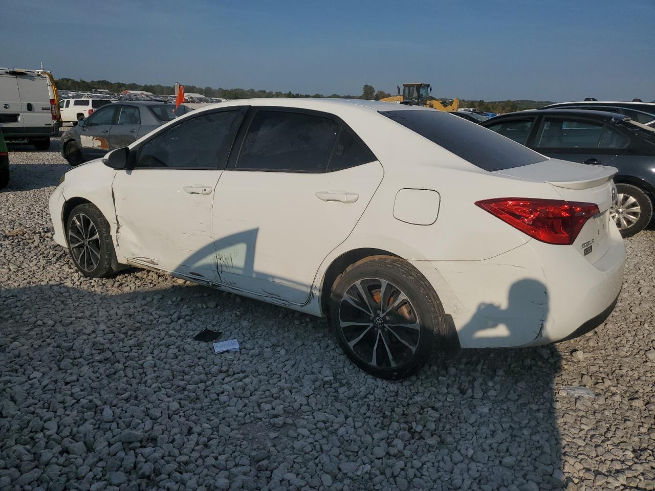 2018 Toyota Corolla L - Фото 2