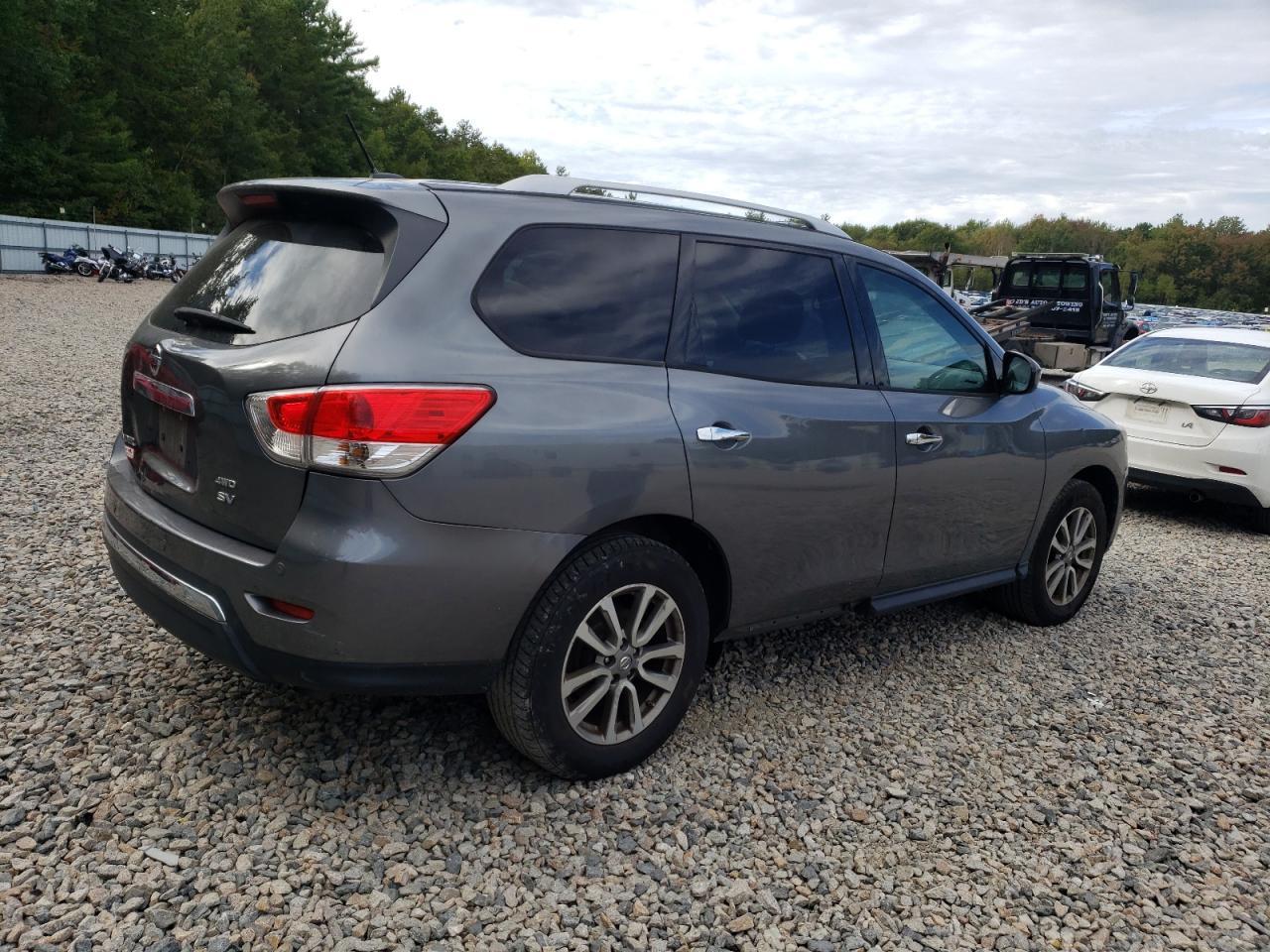 2016 Nissan Pathfinder S - Фото 3