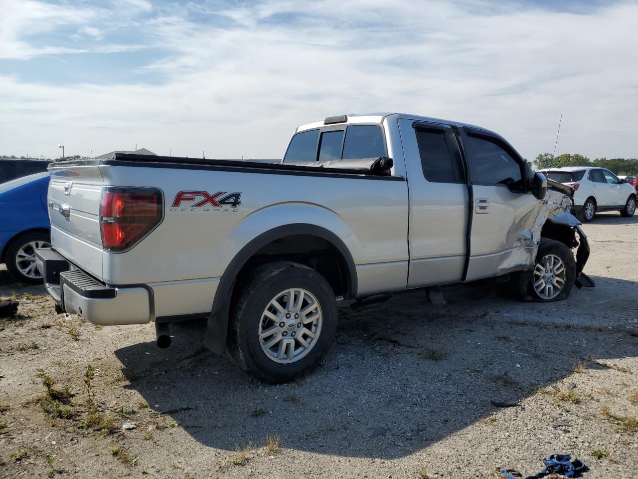 2013 Ford F150 Super Cab - Фото 3