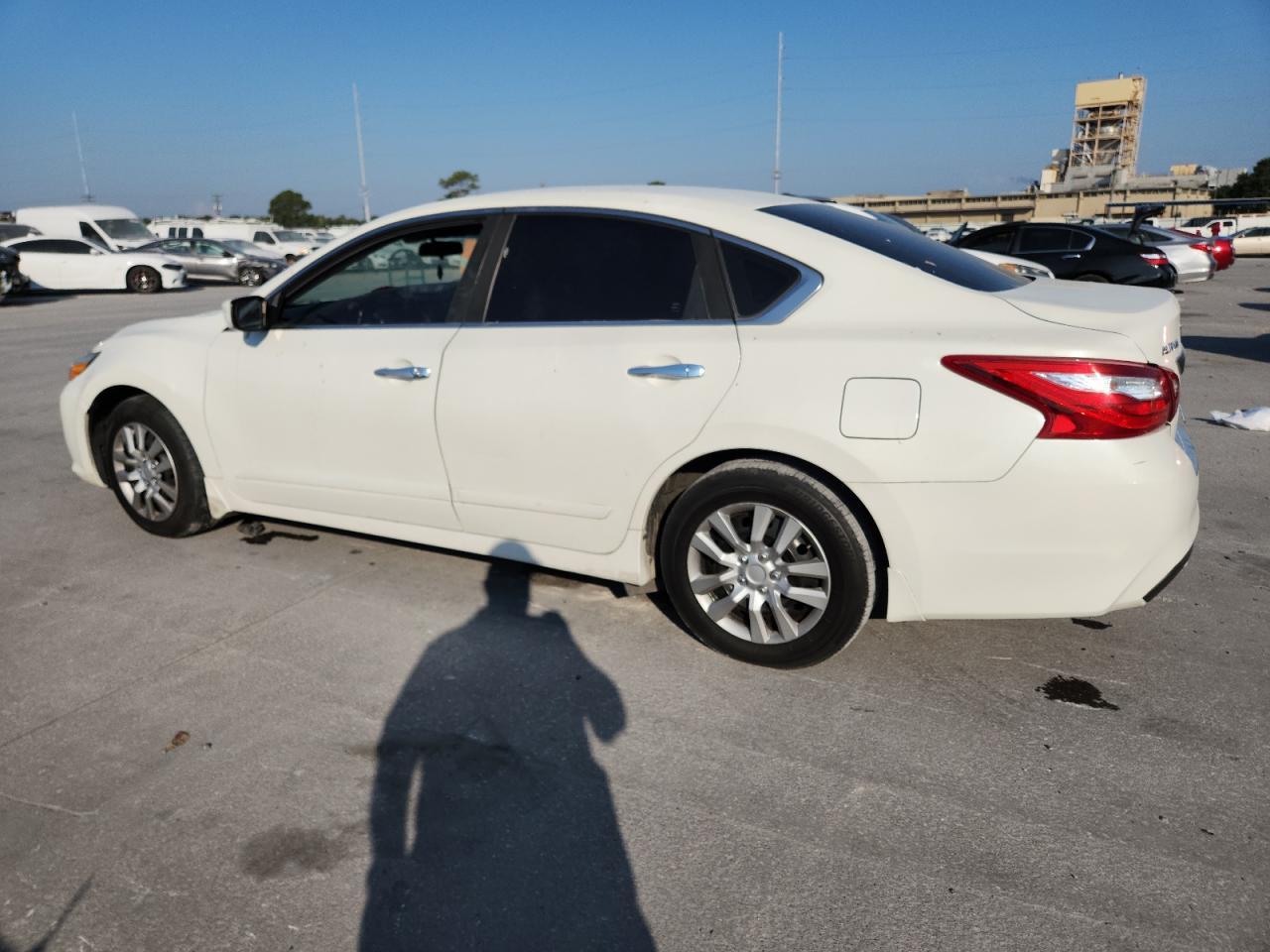2017 Nissan Altima 2.5 - Фото 2
