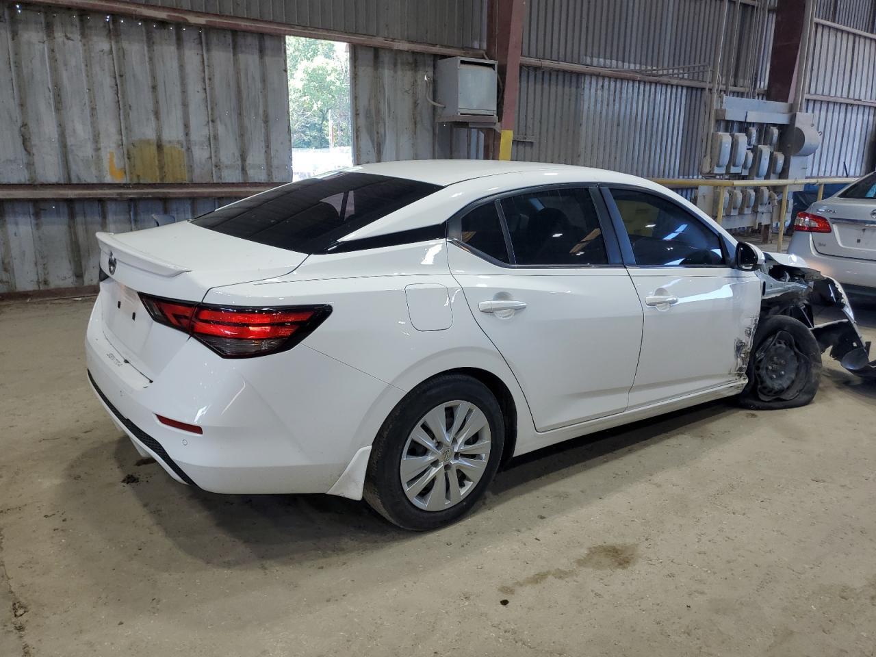 2022 Nissan Sentra S - Фото 3