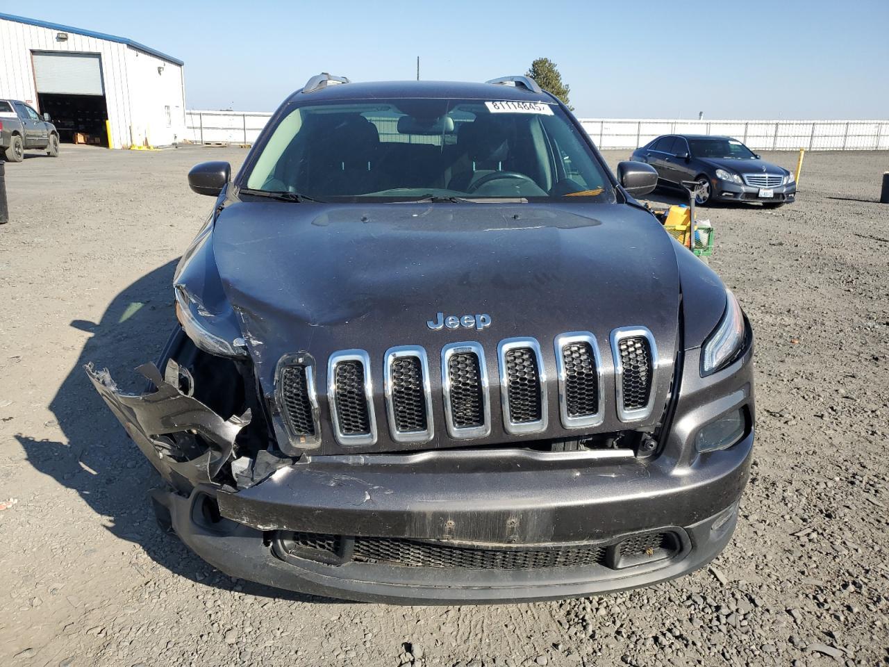 2016 Jeep Cherokee Latitude - Фото 5