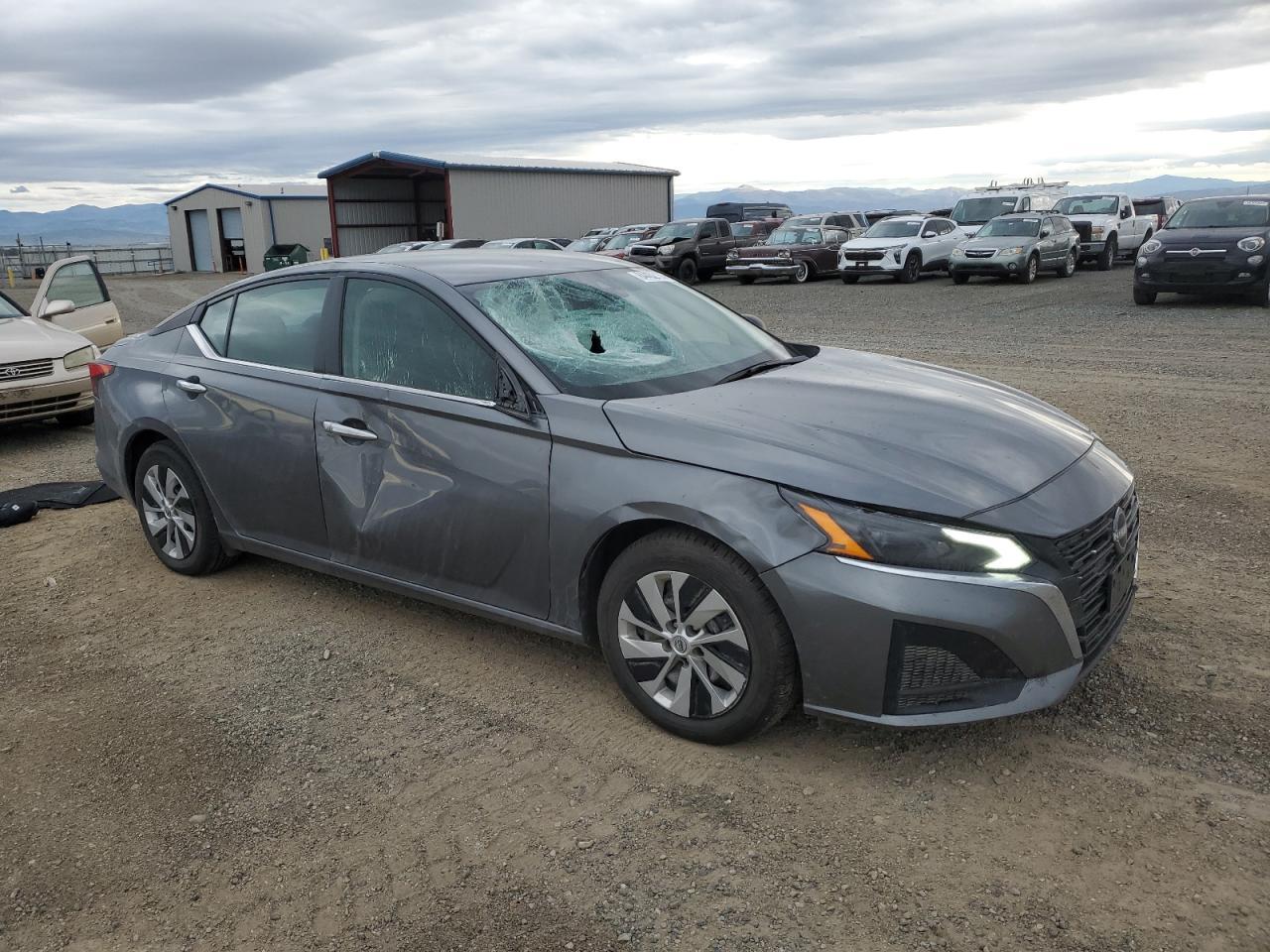 2024 Nissan Altima 2.5 S - Image 4