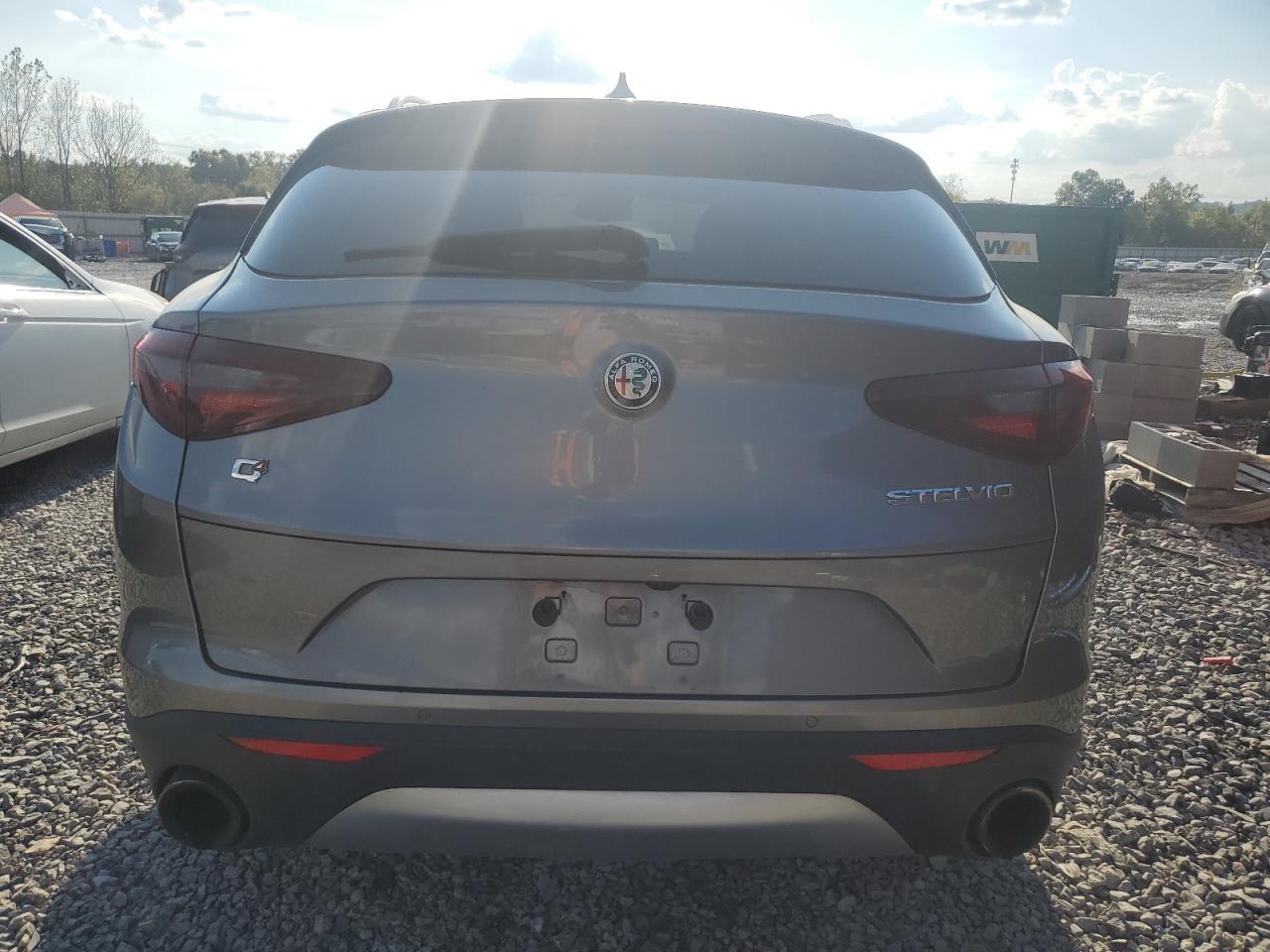 2018 Alfa Romeo Stelvio - Фото 6