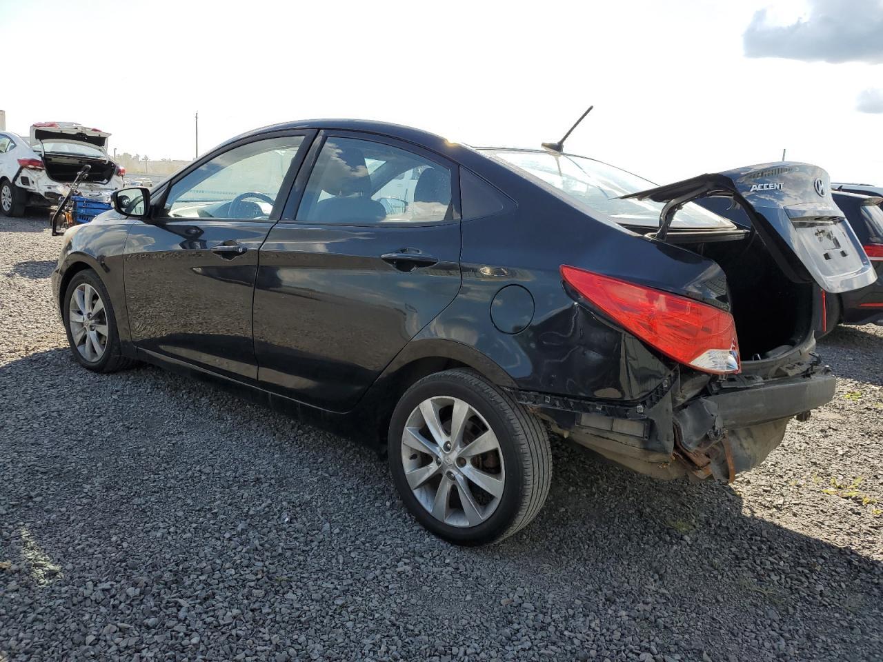 2014 Hyundai Accent Gls - Фото 2