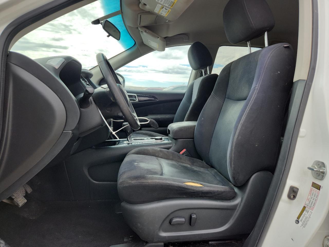 2013 Nissan Pathfinder S - Image 7