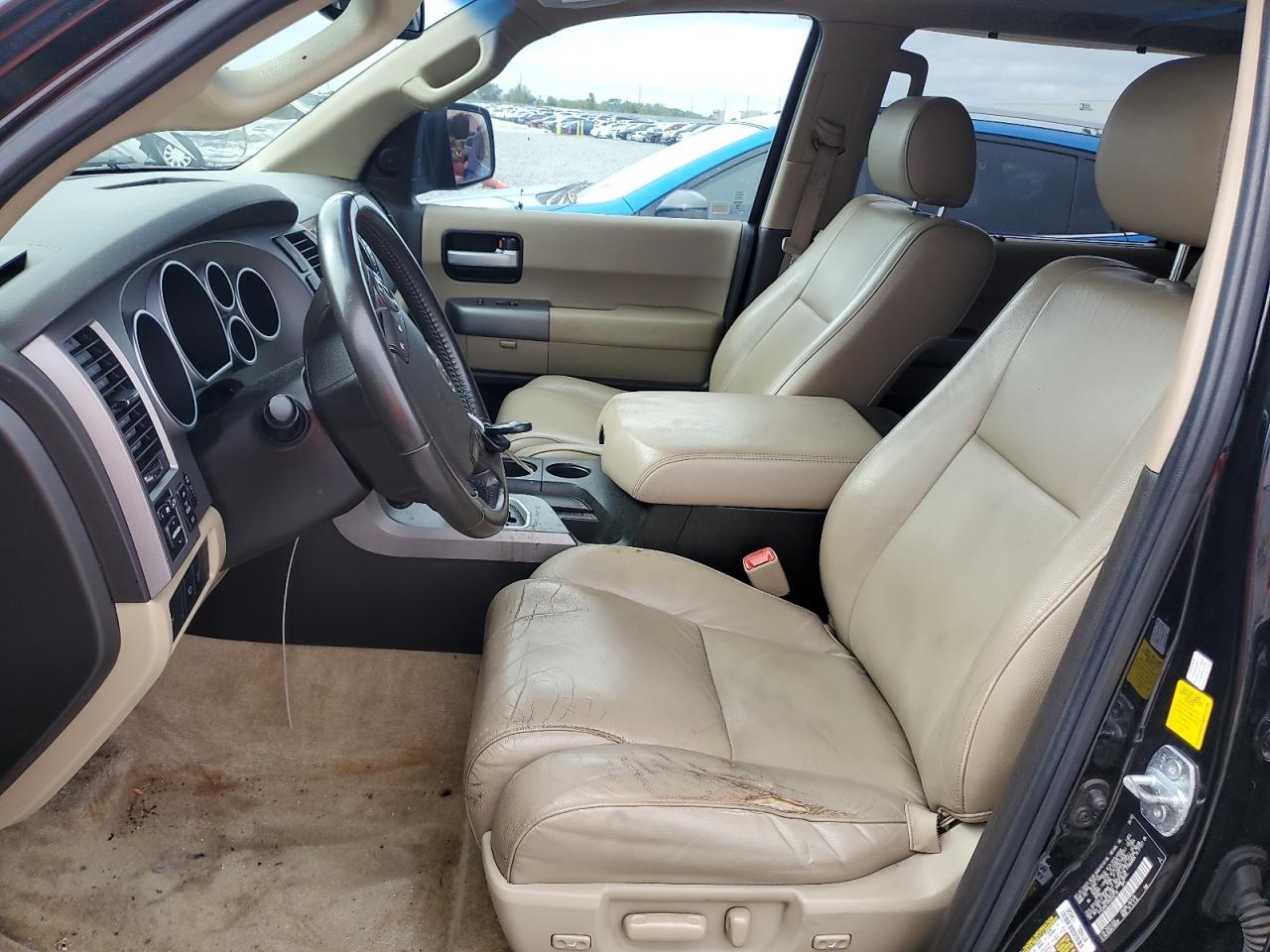 2011 Toyota Sequoia Limited - Фото 7