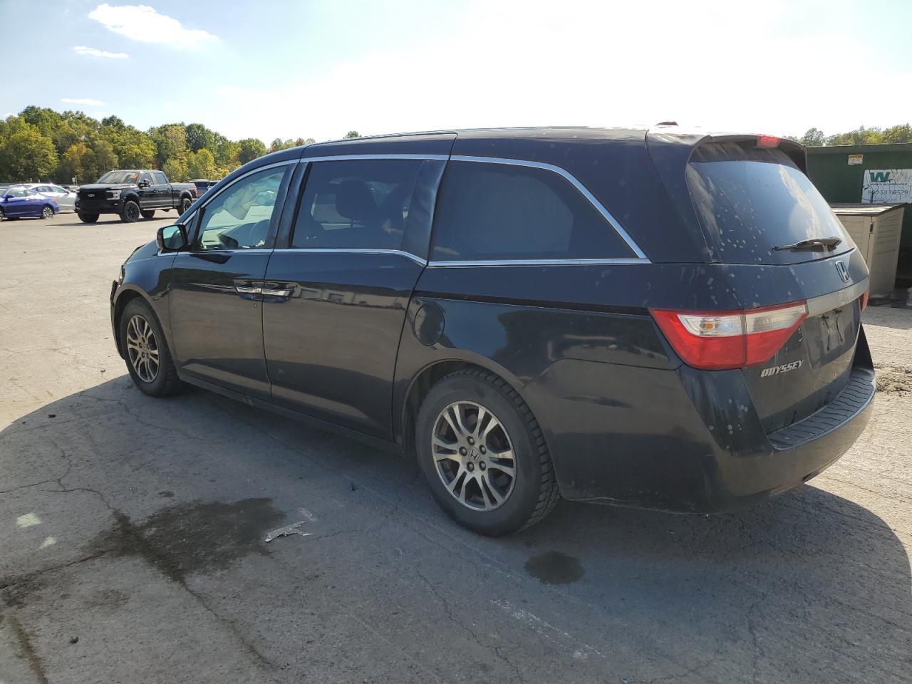 2013 Honda Odyssey Exl - Image 2