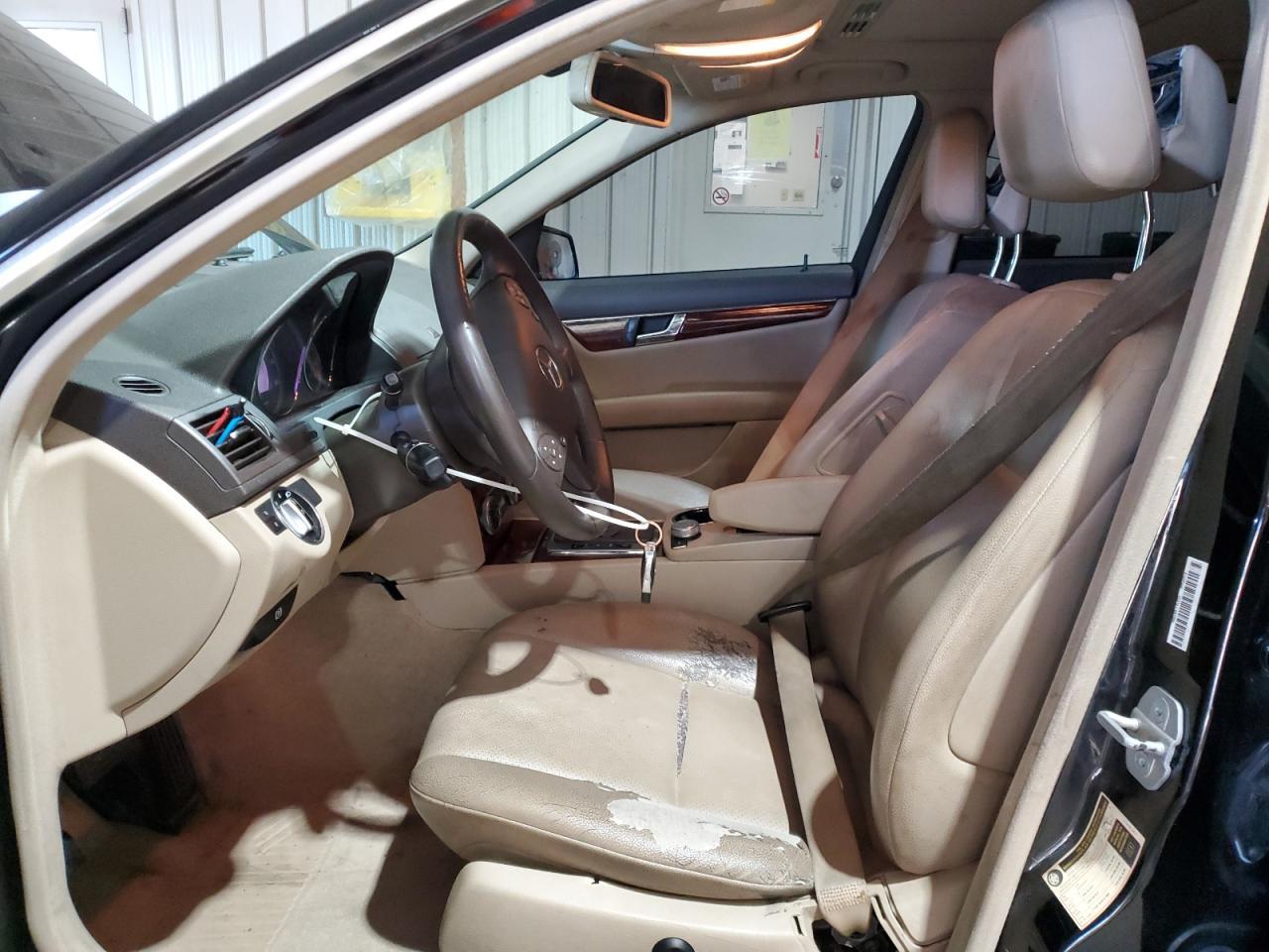 2011 Mercedes-Benz C 300 4Matic - Image 7