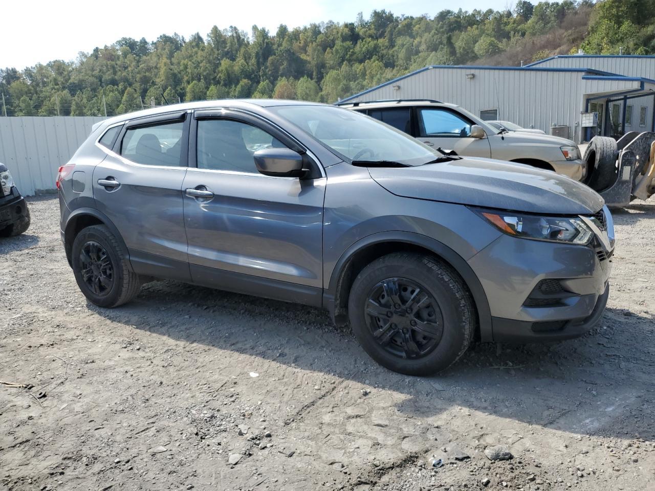 2020 Nissan Rogue Sport S - Фото 4