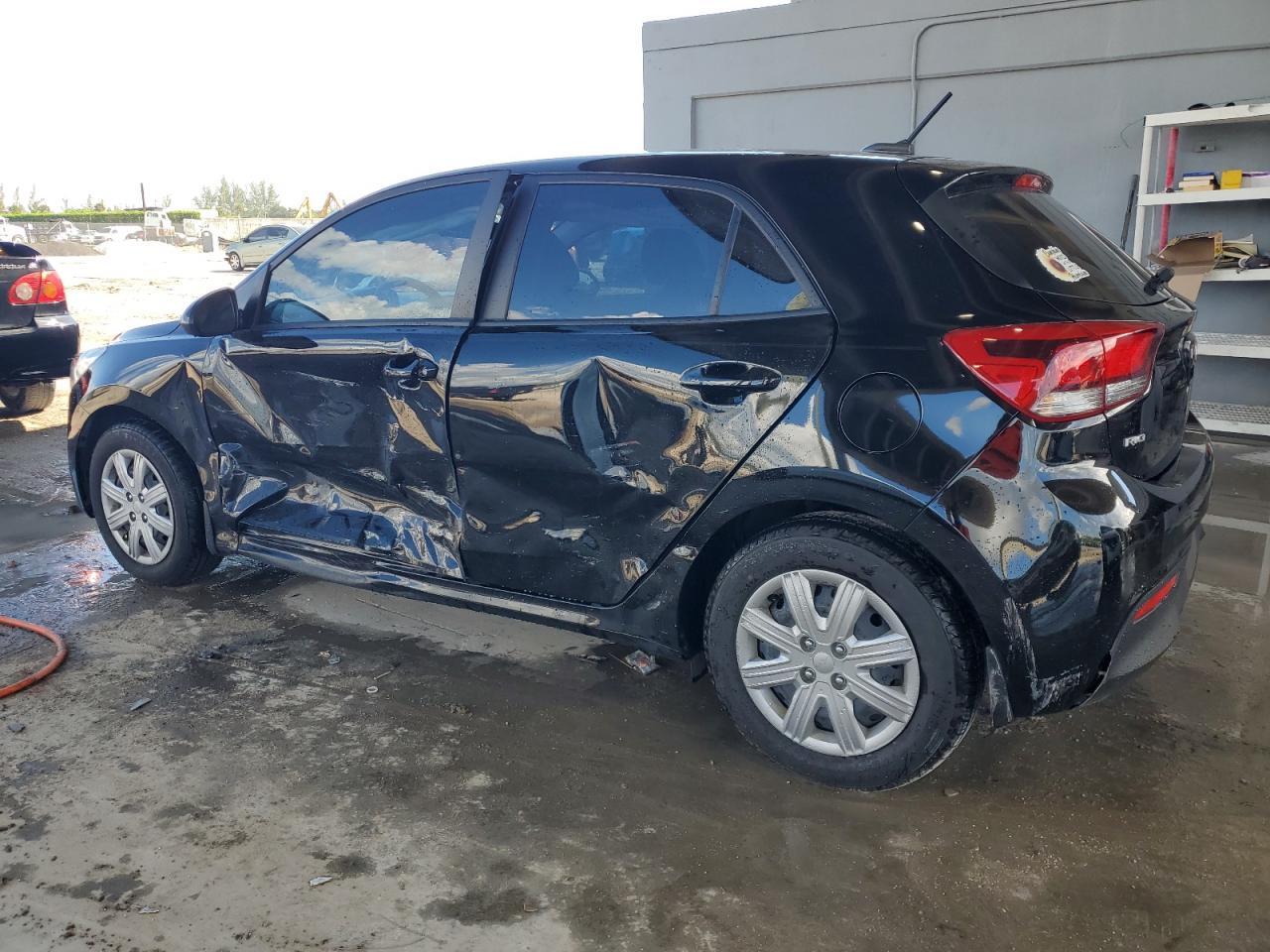2023 Kia Rio S - Фото 2