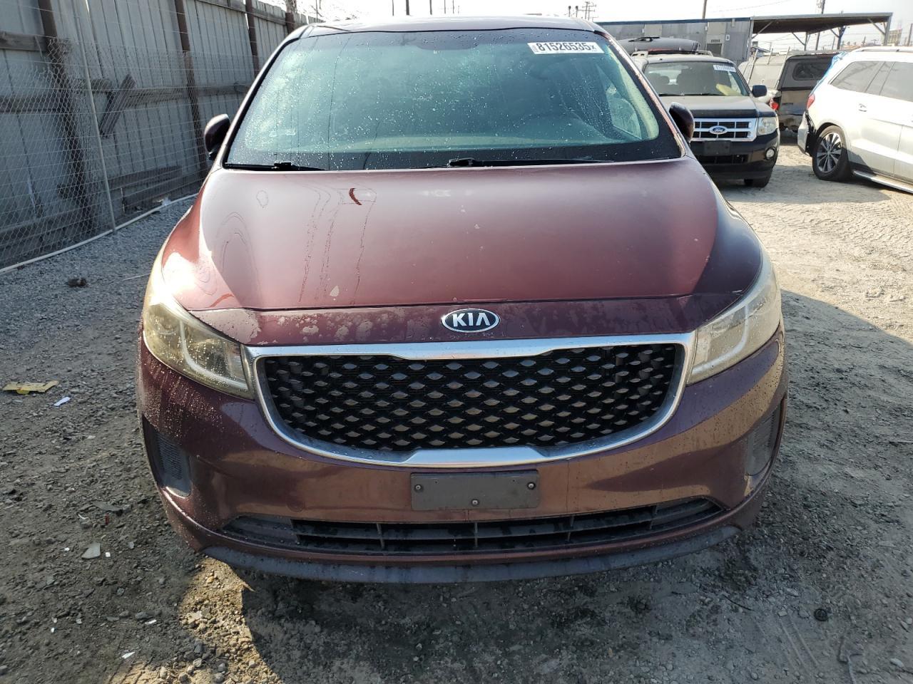 2016 Kia Sedona Lx - Фото 5