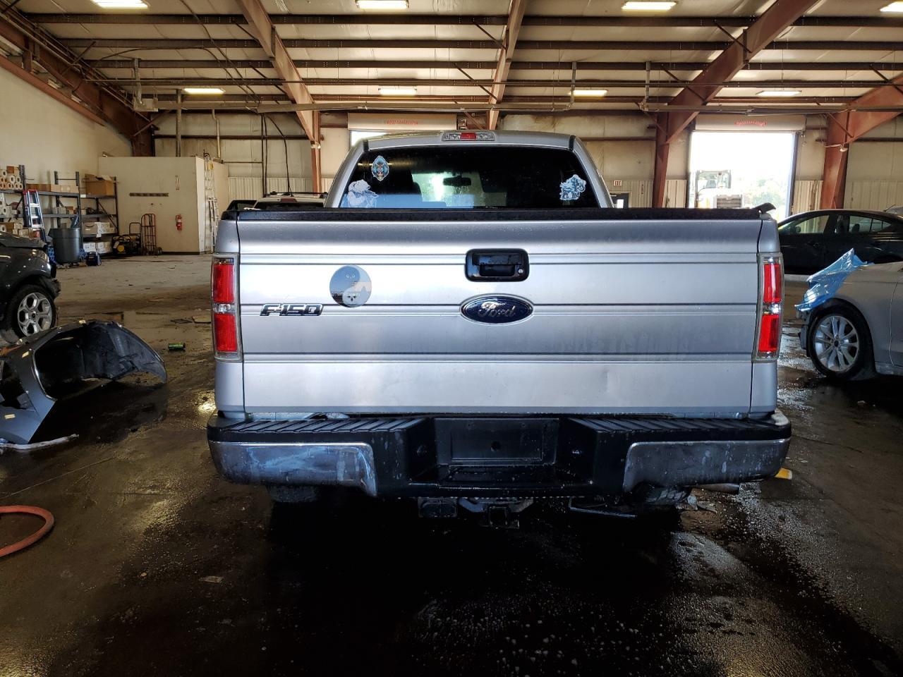 2010 Ford F150 Super Cab - Фото 6