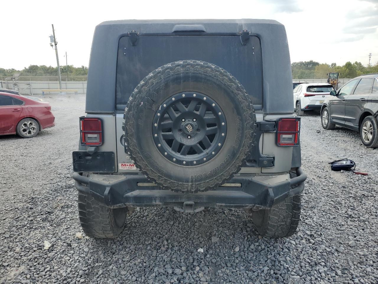 2013 Jeep Wrangler Unlimited Sport - Image 6