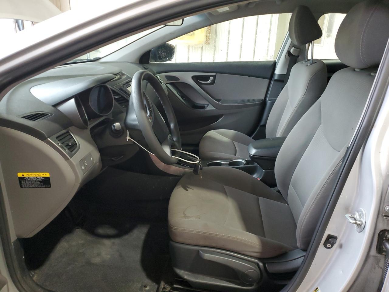 2016 Hyundai Elantra Se - Фото 7