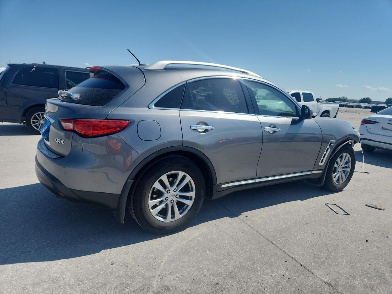 2017 Infiniti Qx70 - Фото 3
