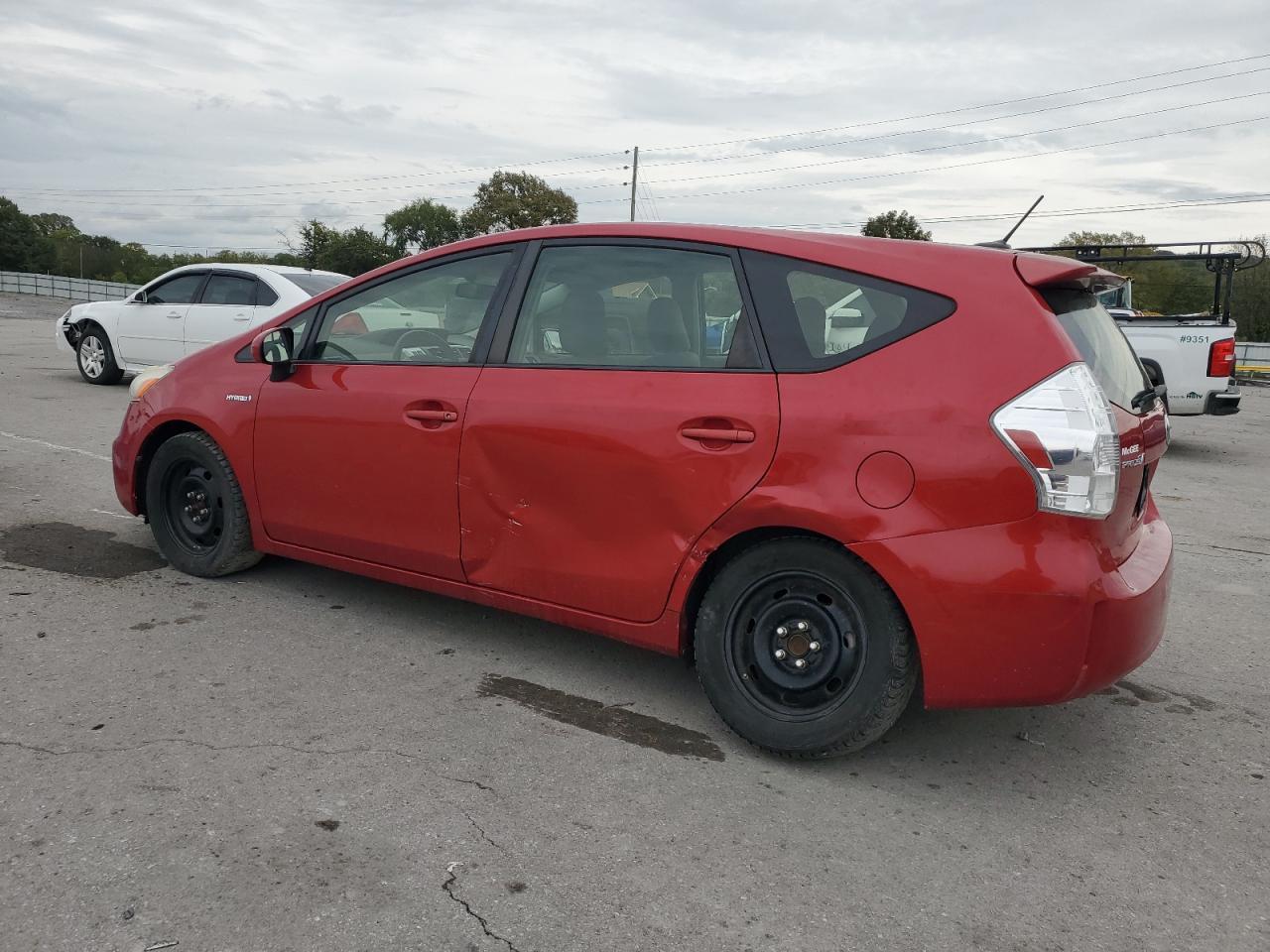 2014 Toyota Prius V - Фото 2