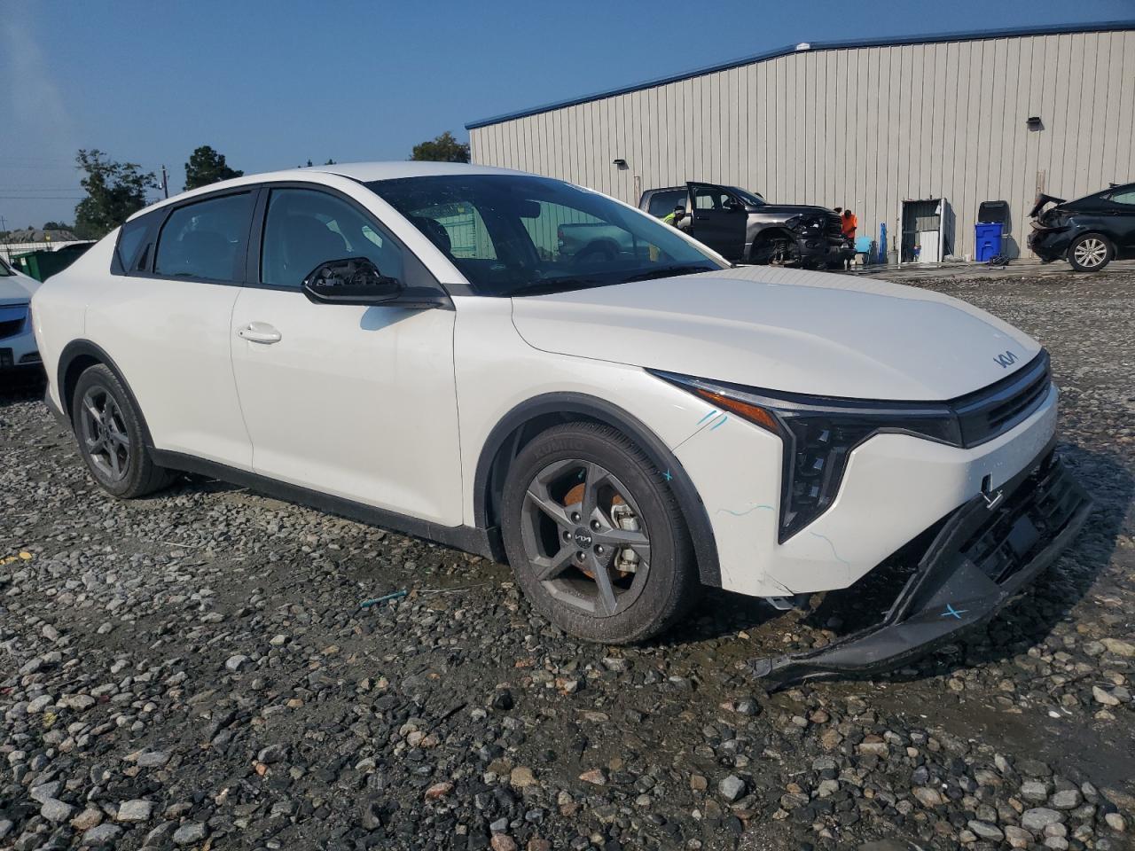 2025 Kia K4 Lx - Image 4