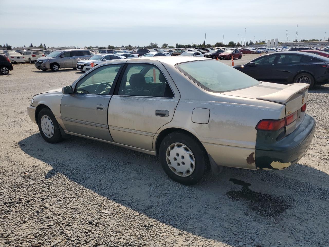 1997 Toyota Camry Ce - Фото 2