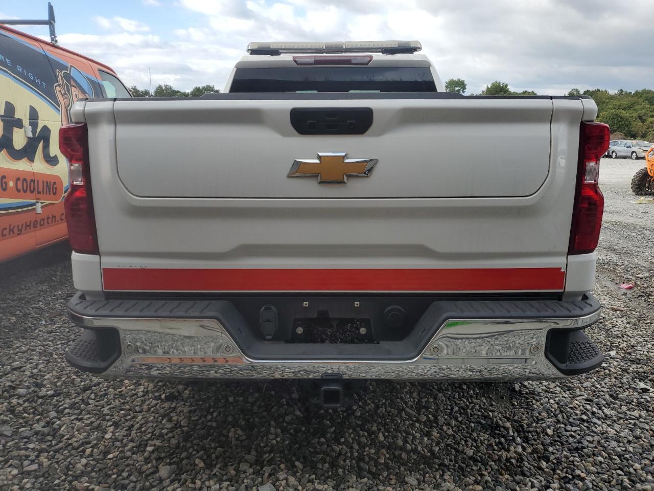 2022 Chevrolet Silverado Ltd C1500 - Фото 6