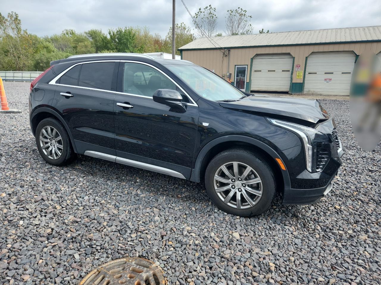 2019 Cadillac Xt4 Premium Luxury - Image 4